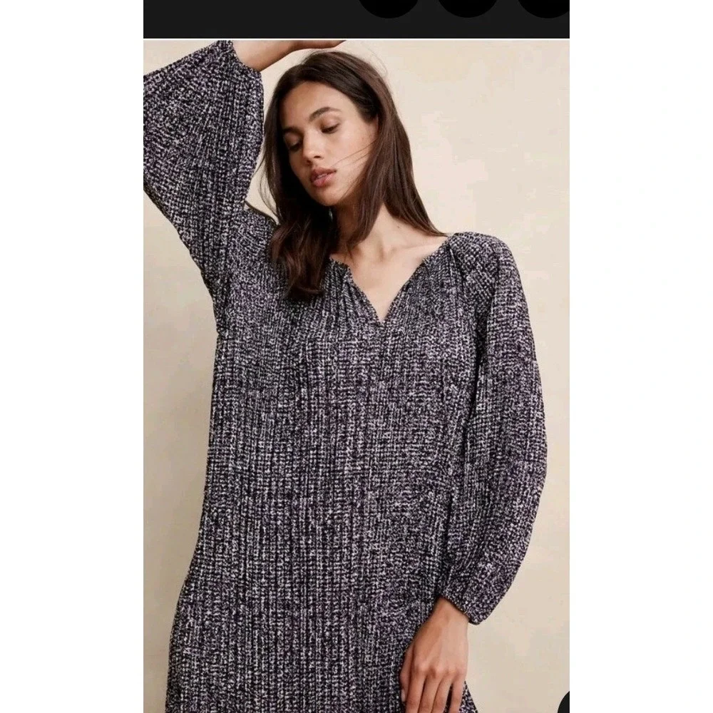 Banana Republic Purple Black Pleated Mini Dress Long Balloon Sleeve V-Neck Small